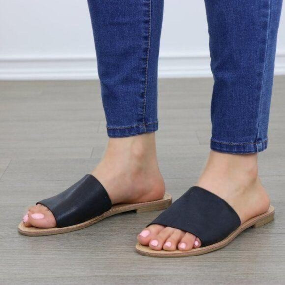 Slide Sandals Open Toe Slip-On Flat Casual Wide Strap Black Faux Leather - Picture 5 of 7